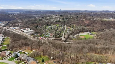 $499,900 | 587 Kimble Drive, Glenshaw, PA 15116