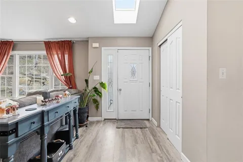 $499,900 | 587 Kimble Drive, Glenshaw, PA 15116