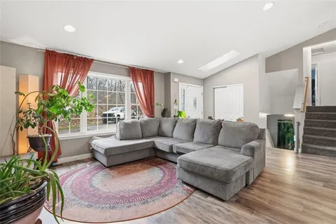 $499,900 | 587 Kimble Drive, Glenshaw, PA 15116