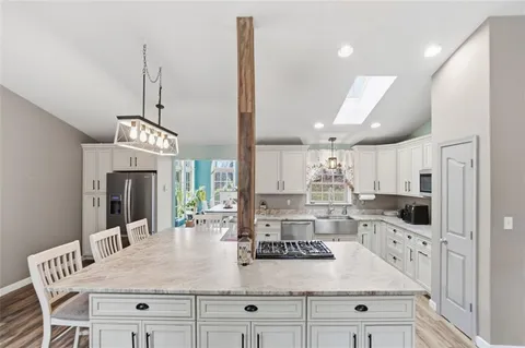 $499,900 | 587 Kimble Drive, Glenshaw, PA 15116