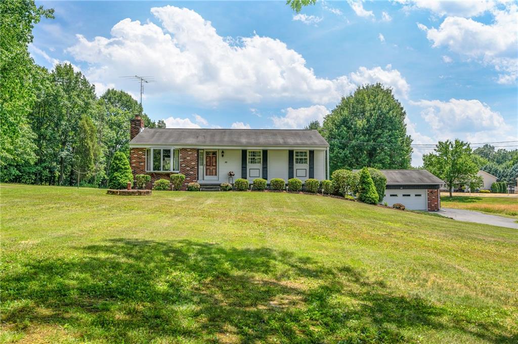 68 Gasper Road Grove City, PA 16127 - Photo 1 of 25 Gallery Image 1
