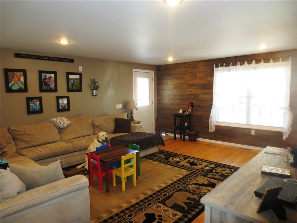 10 Fieldview Road Scituate, RI 02831 - Photo 15 of 29 Gallery Image 15