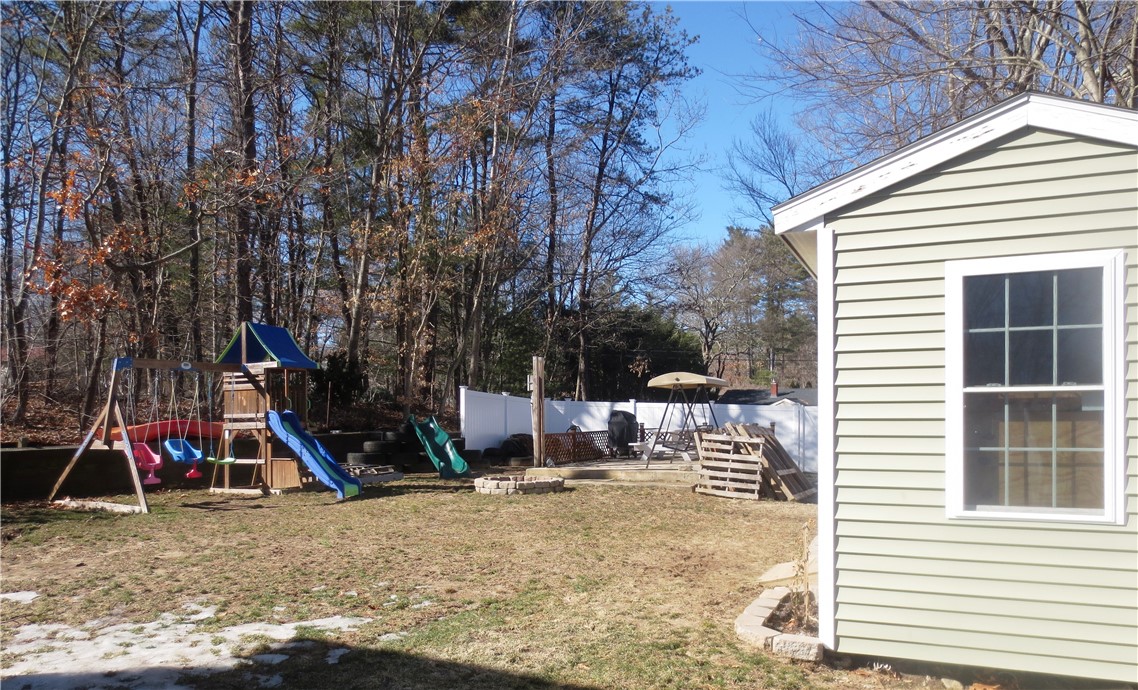 10 Fieldview Road Scituate, RI 02831 - Photo 28 of 29 Gallery Image 28