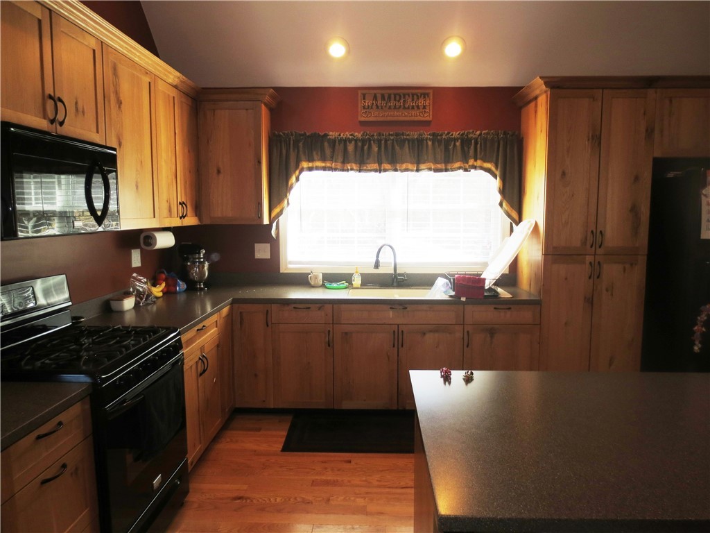 10 Fieldview Road Scituate, RI 02831 - Photo 4 of 29 Gallery Image 4