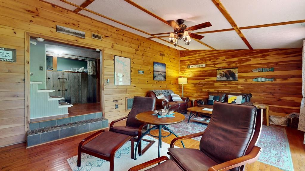 8045 Sarah Thomas Road Silver Point, TN 38582 - Photo 18 of 46