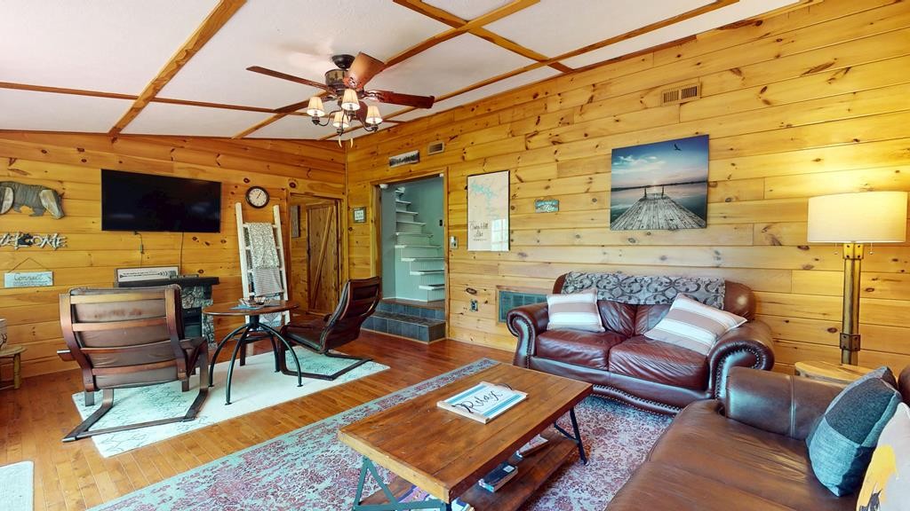 8045 Sarah Thomas Road Silver Point, TN 38582 - Photo 20 of 46