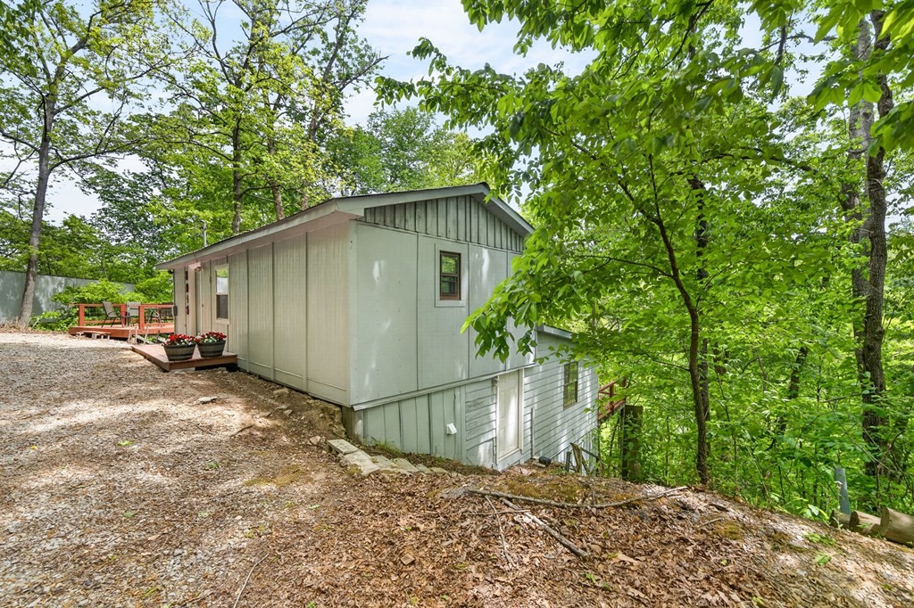 8045 Sarah Thomas Road Silver Point, TN 38582 - Photo 43 of 46