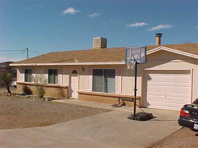 208 Calle Arikara Rio Rico, AZ 85648 - Photo 2 of 6 Gallery Image 2
