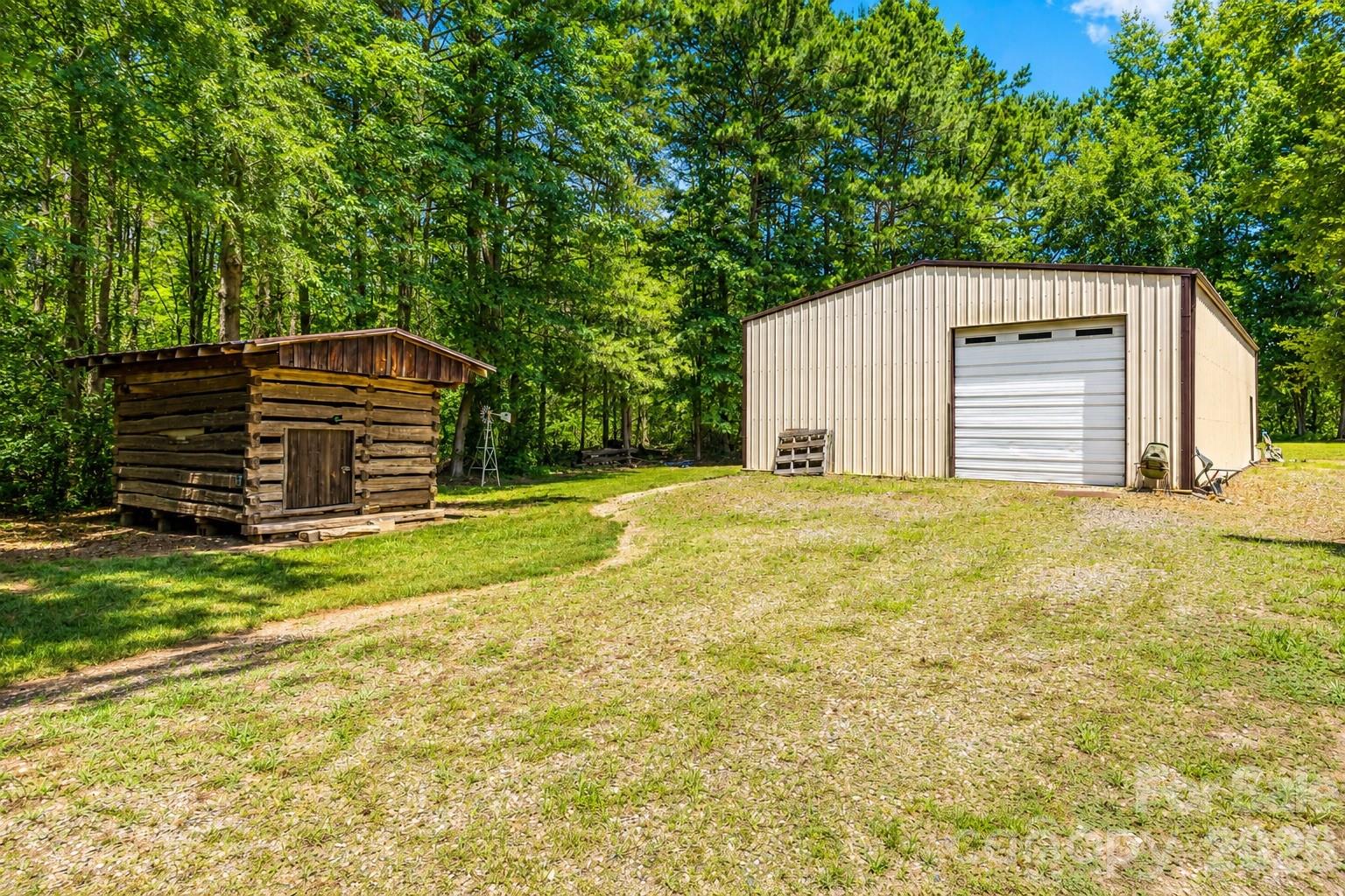 1347 Killian Road Stanley, NC 28164 - Photo 29 of 34