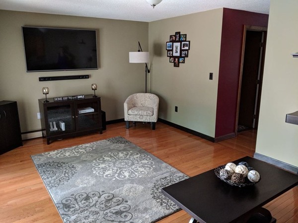 162 Ayer Road, Unit E5 Shirley, MA 01464 - Photo 5 of 13 Gallery Image 5