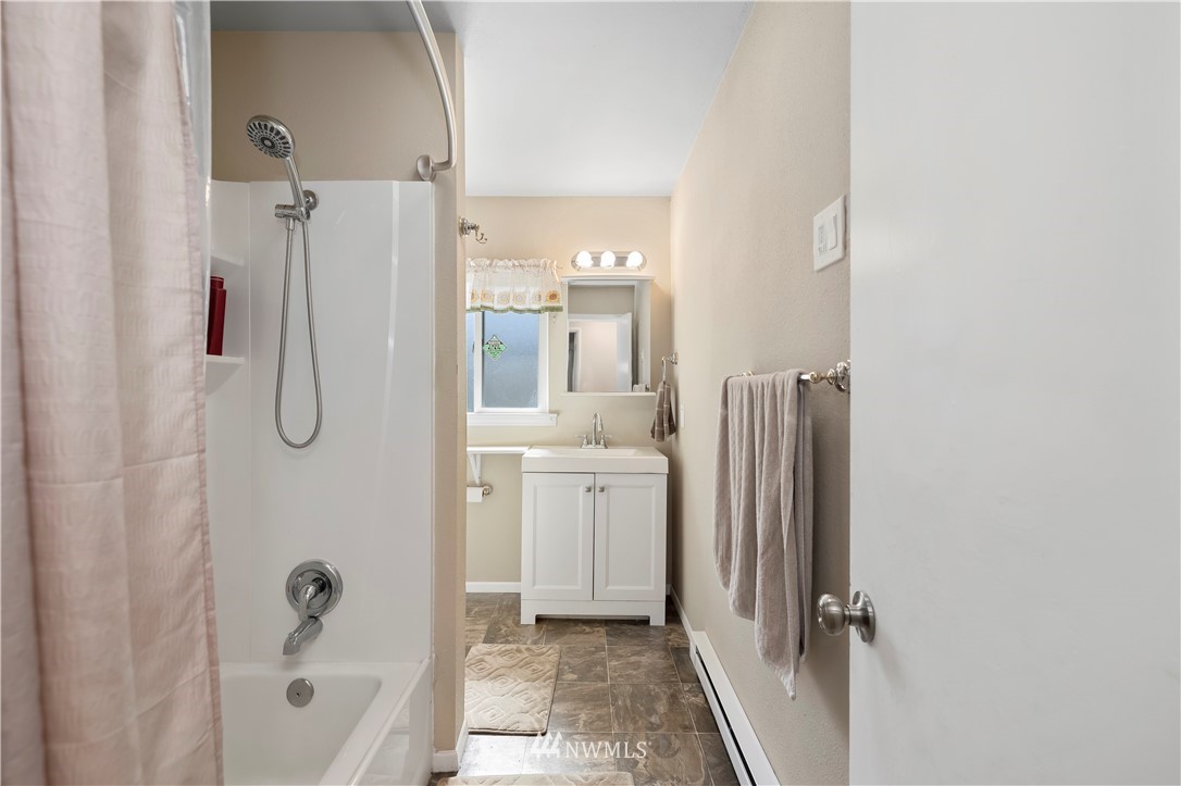 617 Coolidge Road Aberdeen, WA 98520 - Photo 15 of 28 Gallery Image 15