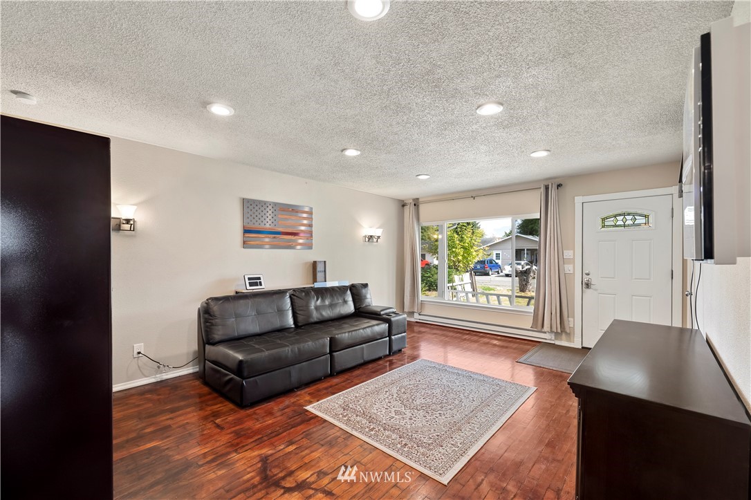617 Coolidge Road Aberdeen, WA 98520 - Photo 5 of 28 Gallery Image 5