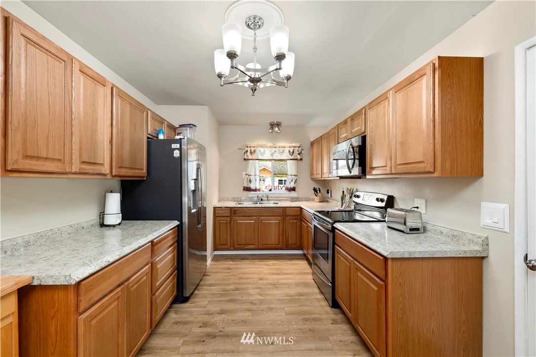 617 Coolidge Road Aberdeen, WA 98520 - Photo 8 of 28 Gallery Image 8