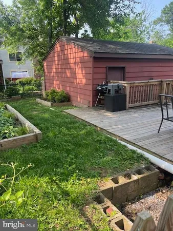 $2,200 | 4206 Washington Boulevard, Unit 3, Arlington, VA 22201