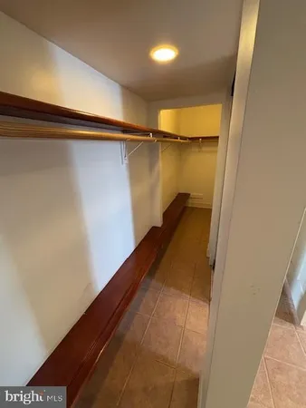 $2,200 | 4206 Washington Boulevard, Unit 3, Arlington, VA 22201