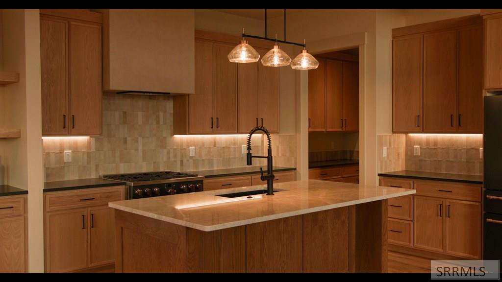 758 Peak View Estates Road Victor, ID 83455 - Photo 7 of 34