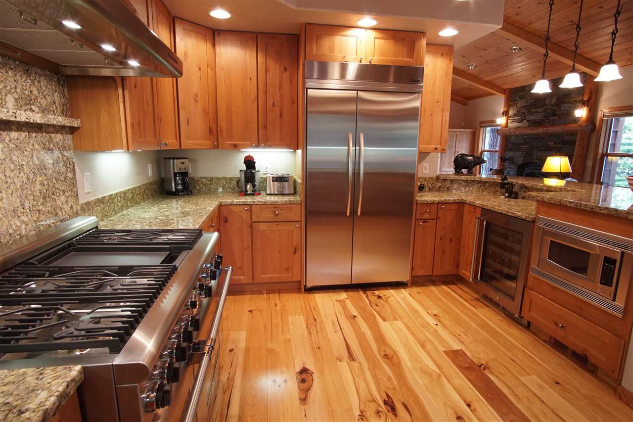 13089 Ski View Loop Truckee, CA 96161 - Photo 8 of 21 Gallery Image 8