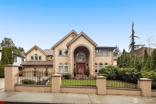 $2,374,999 | 13112 134th Avenue Northeast, Kirkland, WA 98034