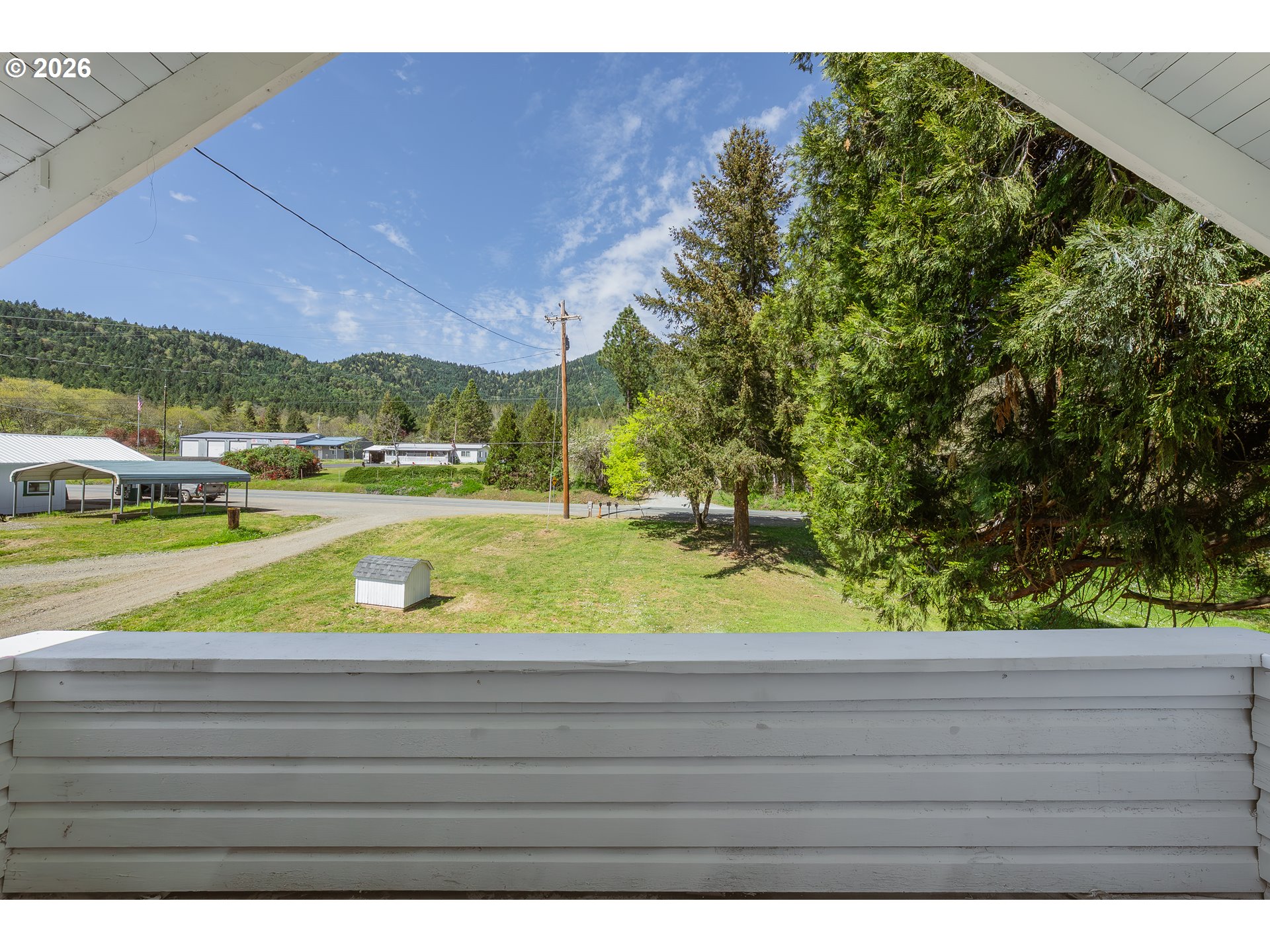 412 Azalea-Glen Road Azalea, OR 97410 - Photo 20 of 38 Balcony