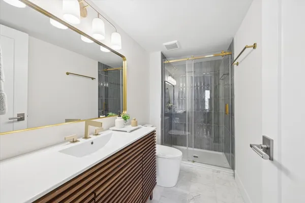 $295,000 | 11130 NW Road, Unit B, Palos Hills, IL 60465