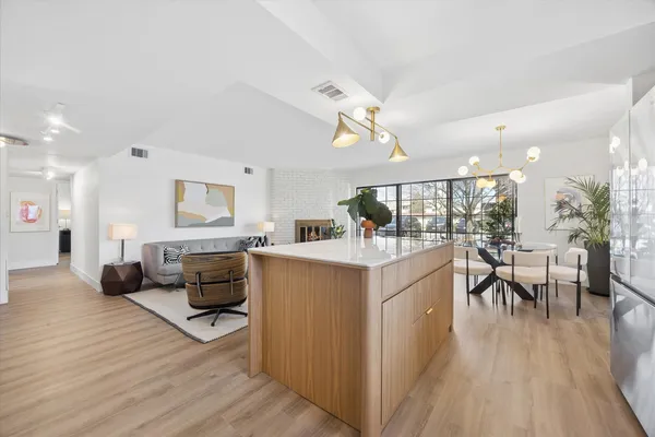 $295,000 | 11130 NW Road, Unit B, Palos Hills, IL 60465