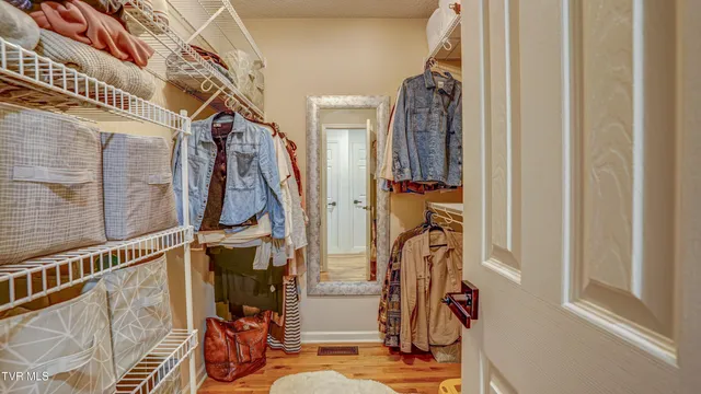 $650,000 | 1018 Laurelwood Drive, Kingsport, TN 37660