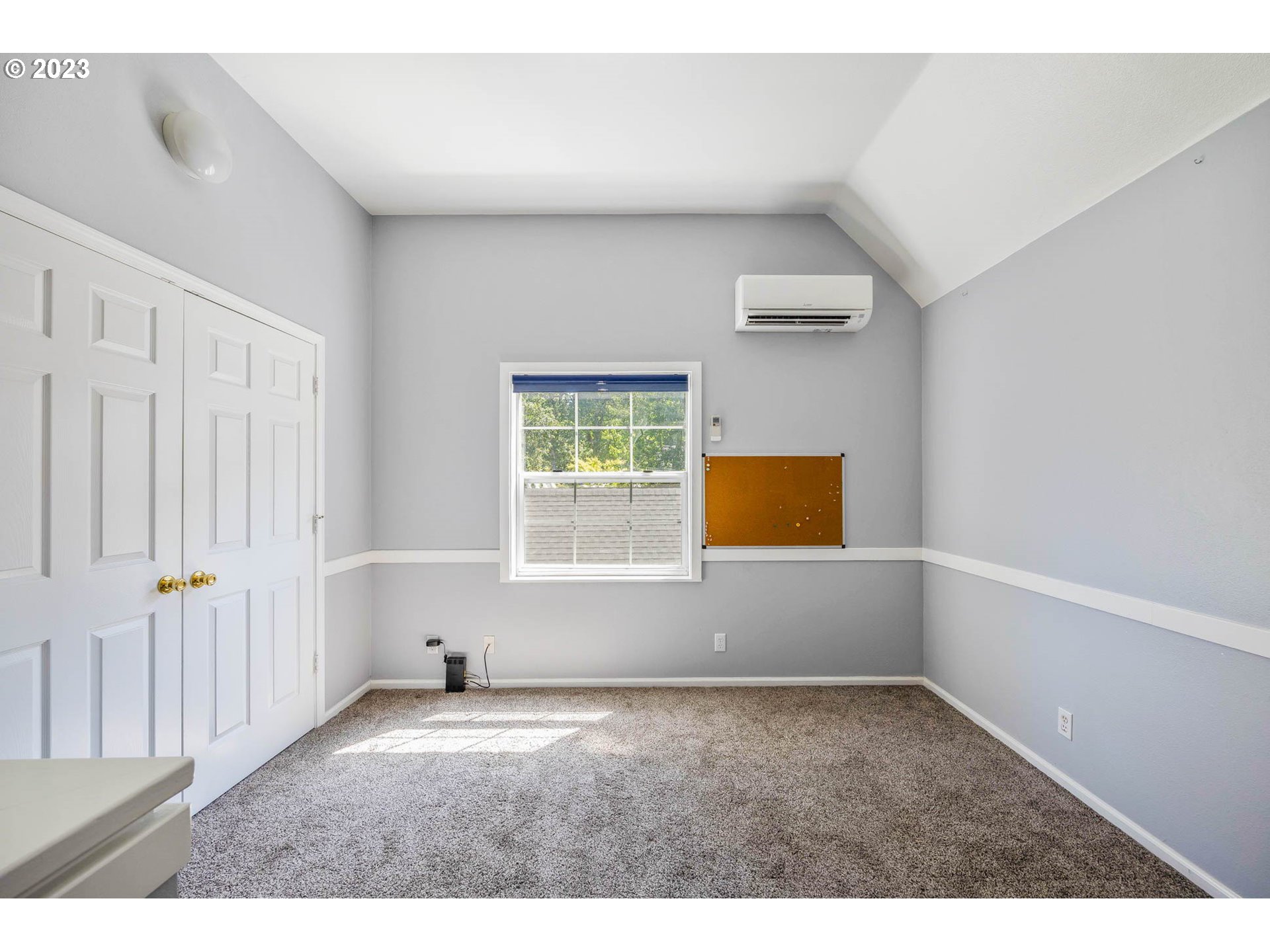 3595 Arbor Avenue Eugene, OR 97402 - Photo 17 of 26 a view of an empty room with a window