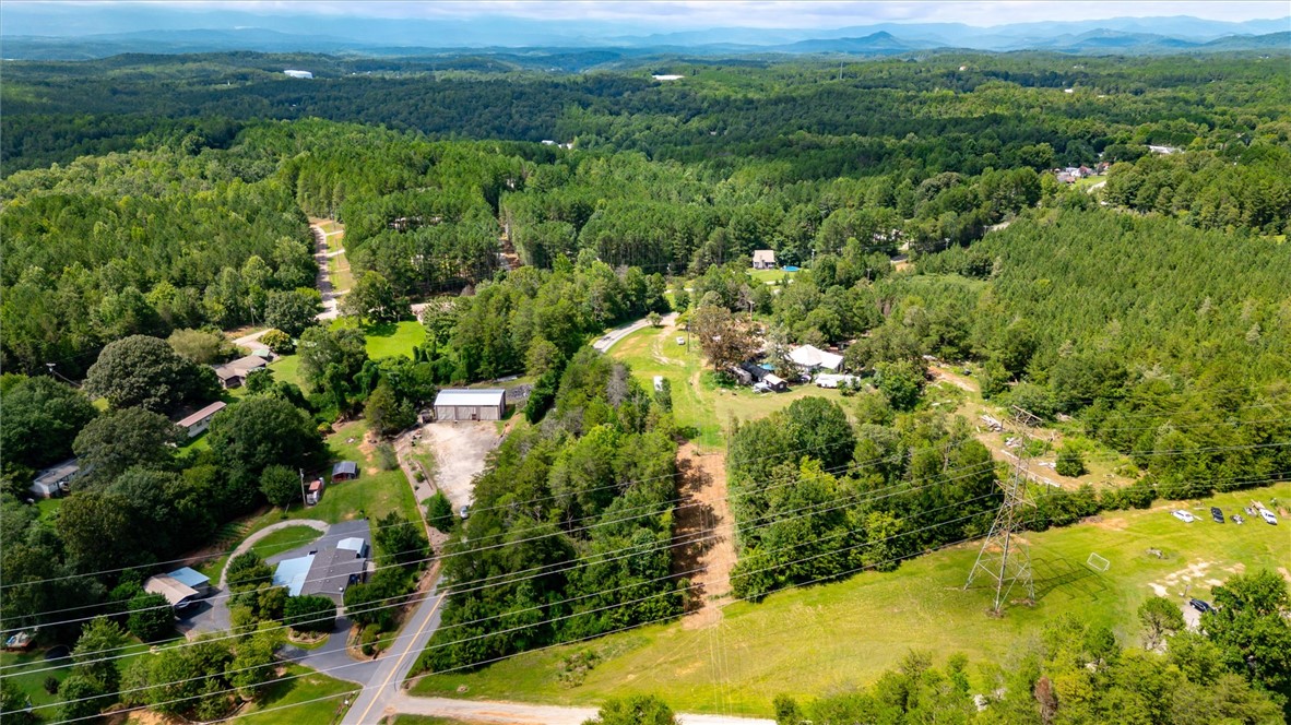 433 Stewart Road Six Mile, SC 29682 - Photo 10 of 11