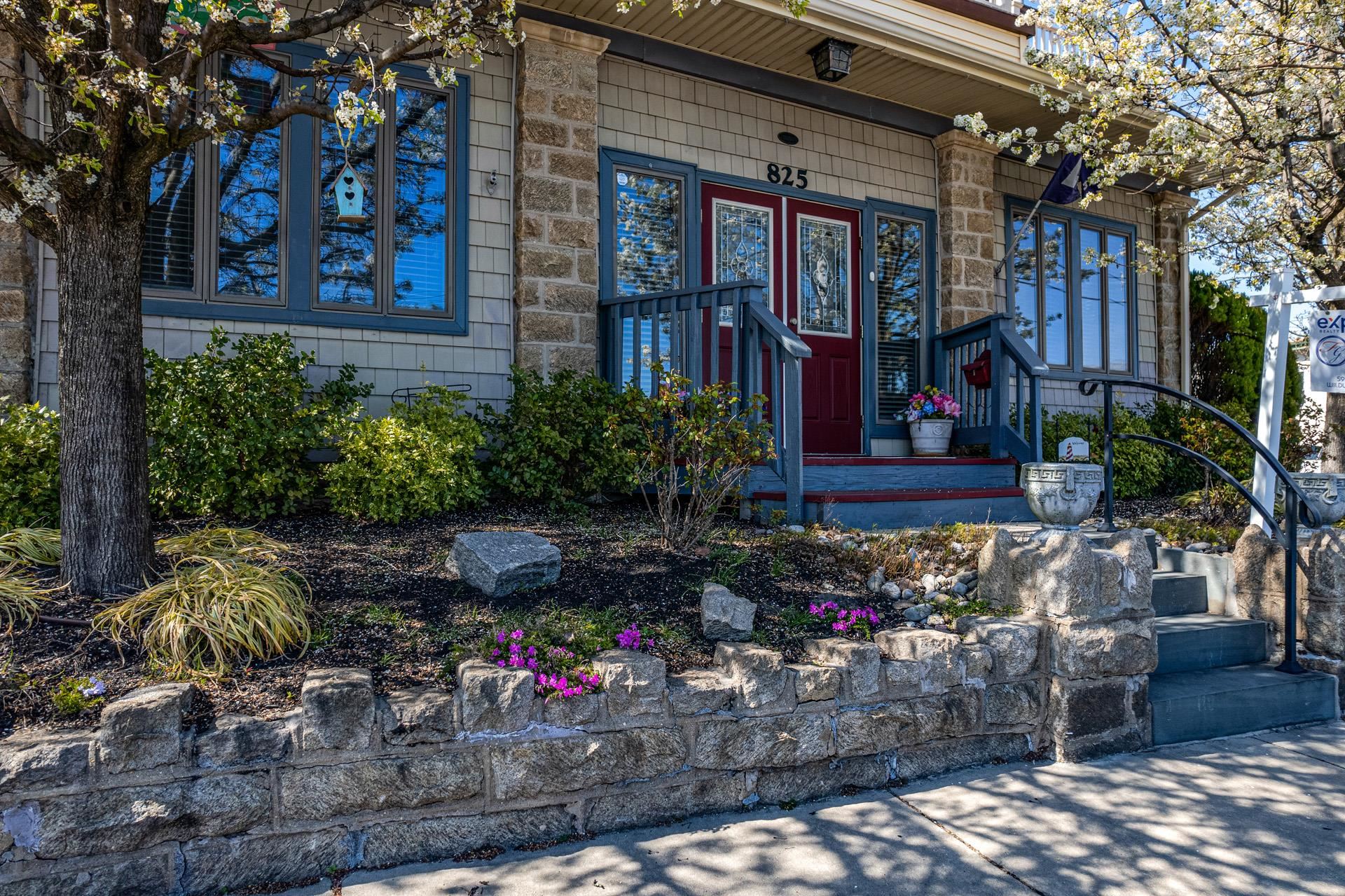 825 Bay Somers Point, NJ 08244 - Photo 39 of 41 a building with lots of flowers and trees