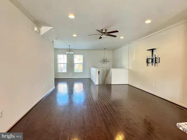 $3,000 | 13948 Estuary Drive, Clarksburg, MD 20871