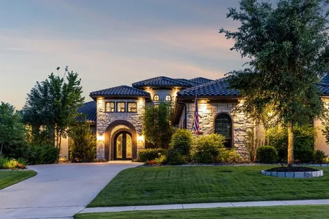 $1,795,000 | 6109 Crystal Cove Court, McKinney, TX 75071