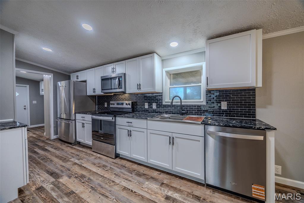 25305 County Rd MM-335 Lebanon, MO 65536 - Photo 15 of 33