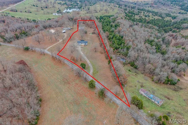 $189,900 | 25305 County Rd MM-335, Lebanon, MO 65536