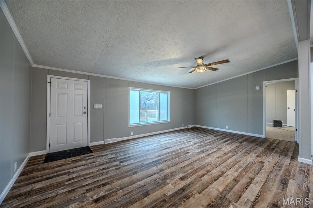 25305 County Rd MM-335 Lebanon, MO 65536 - Photo 9 of 33