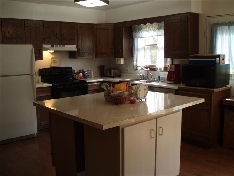 810 Bagdad Road Leechburg, PA 15656 - Photo 7 of 17 Kitchen