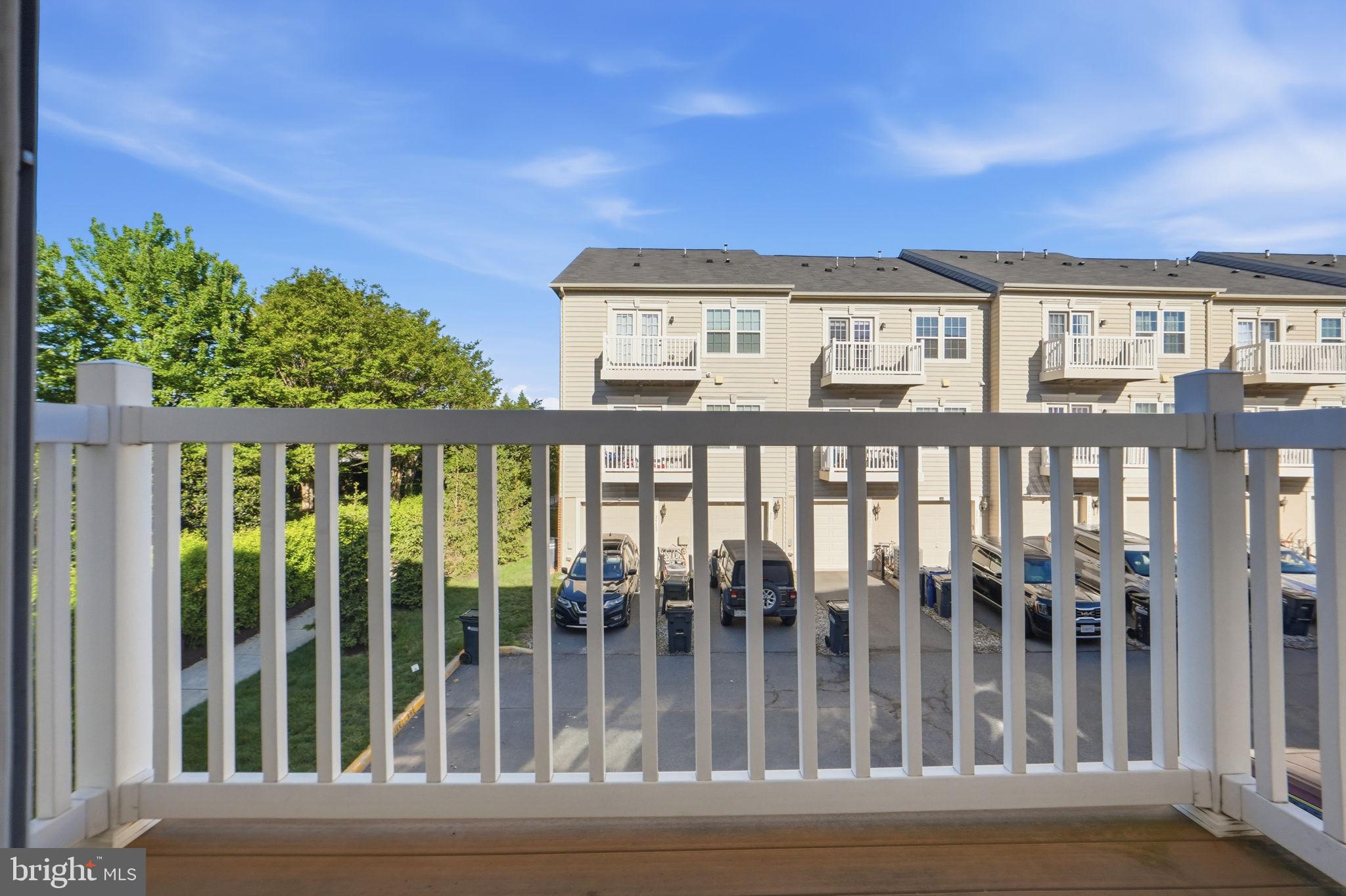 24686 Footed Ridge Terrace Sterling, VA 20166 - Photo 30 of 44 Gallery Image 30