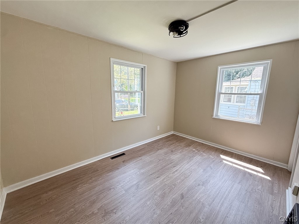 503 Millbrook Road Rome, NY 13440 - Photo 16 of 31 Bedroom 1