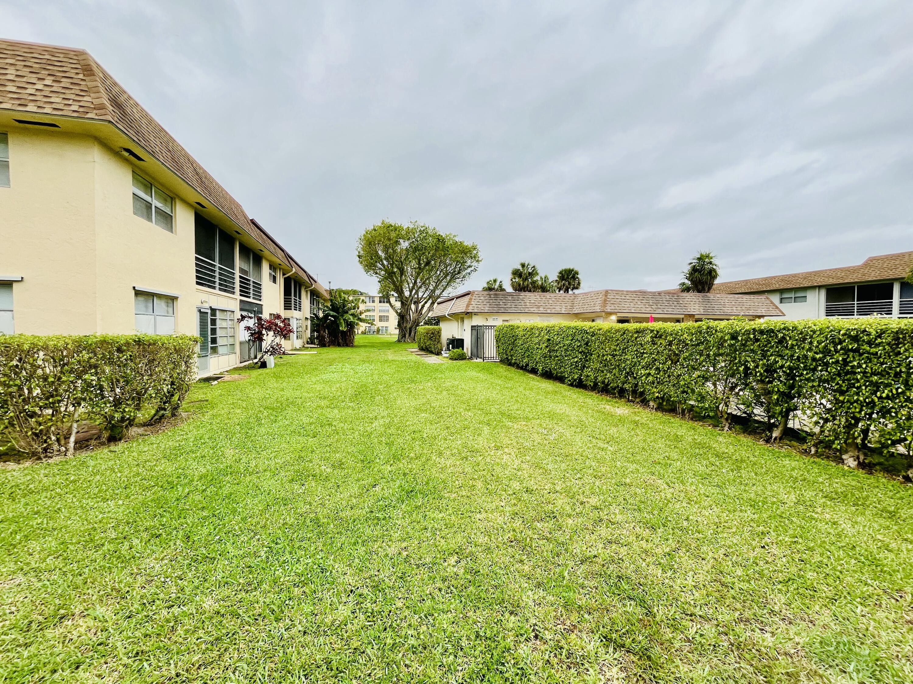 9911 Sandalfoot Boulevard, Unit 112 Boca Raton, FL 33428 - Photo 13 of 13 IMG_7047