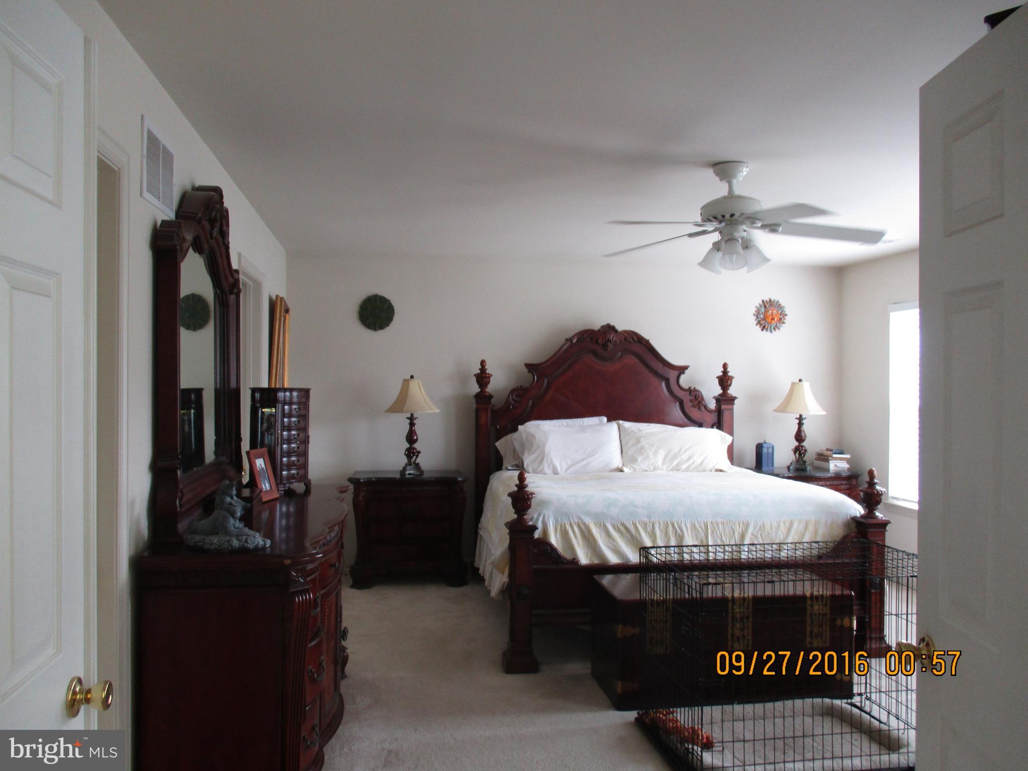 Bedroom (Master)