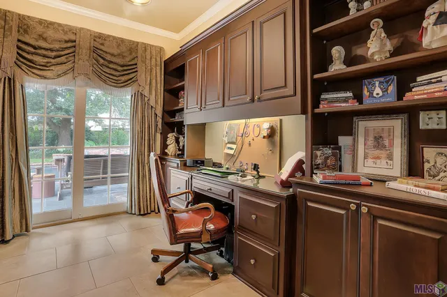 $1,175,000 | 18071 North Mission Hills Avenue, Baton Rouge, LA 70810