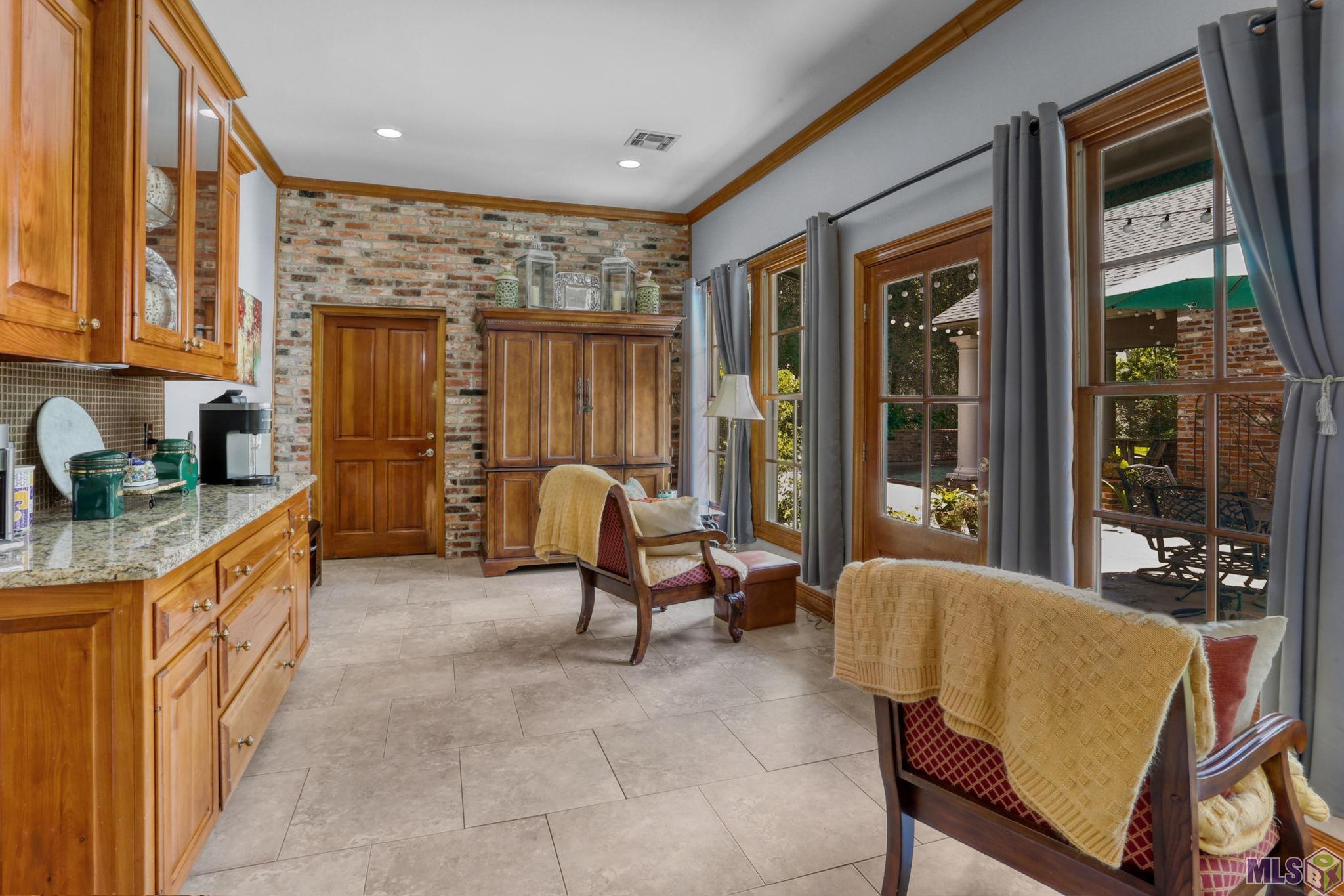 18071 North Mission Hills Avenue Baton Rouge, LA 70810 - Photo 7 of 25