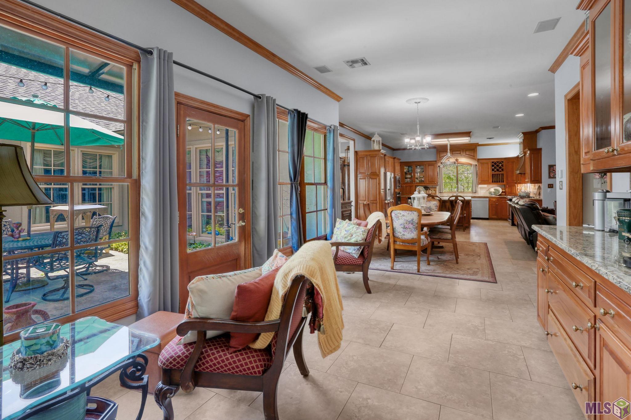 18071 North Mission Hills Avenue Baton Rouge, LA 70810 - Photo 8 of 25