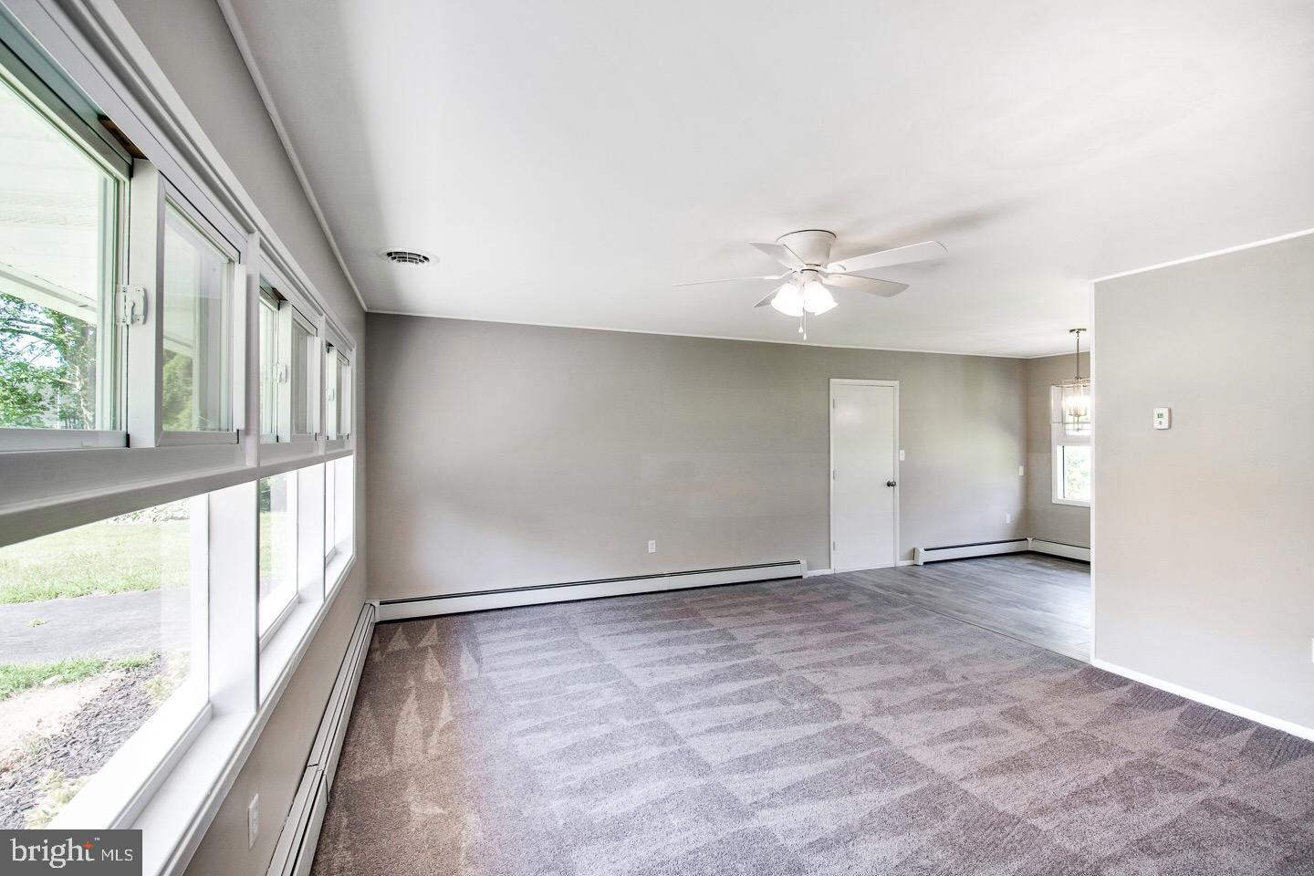 17 Queen Anne Road Levittown, PA 19057 - Photo 1 of 24 Gallery Image 1