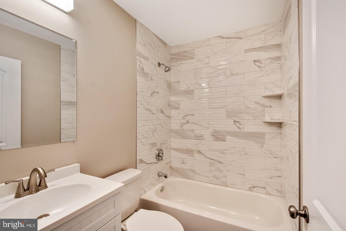 17 Queen Anne Road Levittown, PA 19057 - Photo 13 of 24 Gallery Image 13