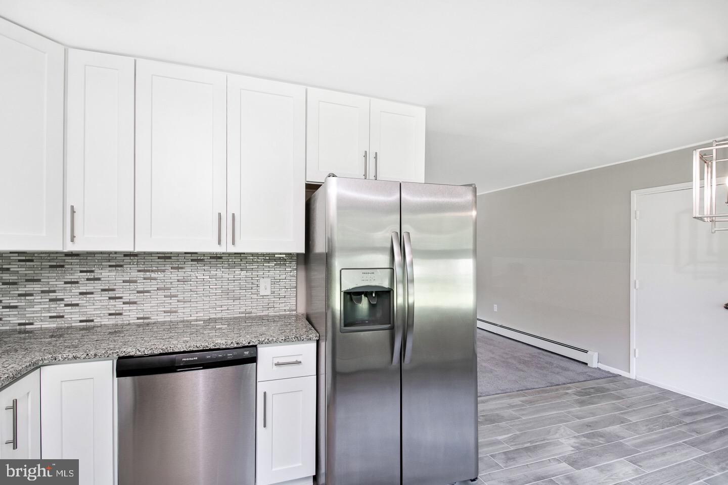 17 Queen Anne Road Levittown, PA 19057 - Photo 8 of 24 Gallery Image 8