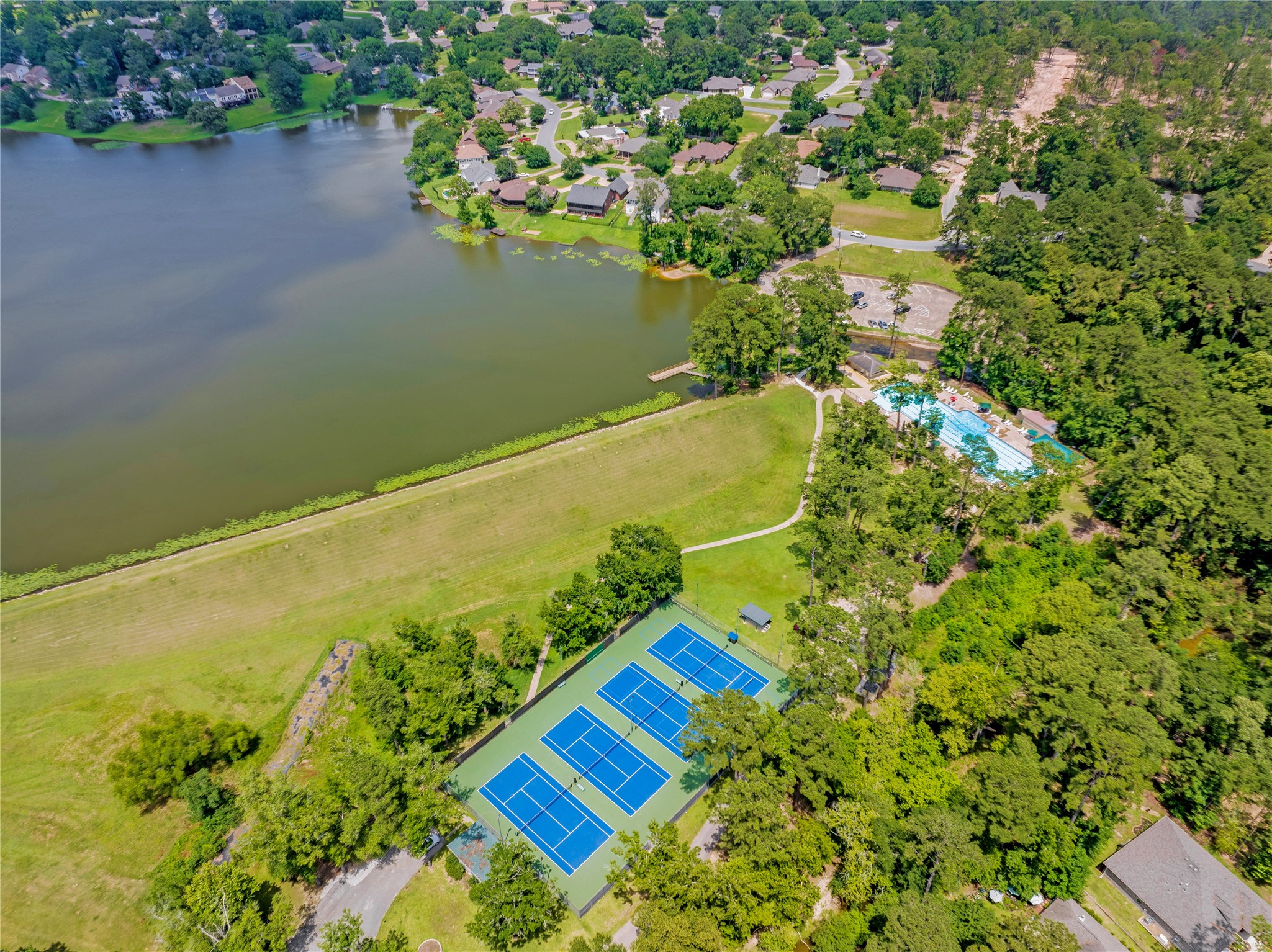 7 Hogan Lane Huntsville, TX 77340 - Photo 13 of 21