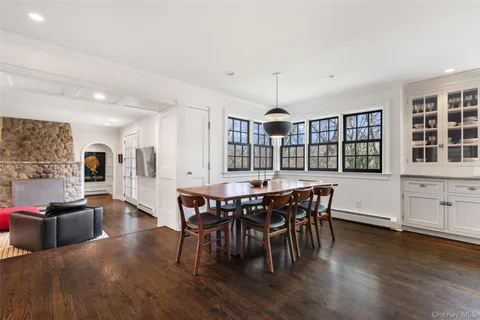 $3,799,000 | 9 Deer Creek Lane, Mount Kisco, NY 10549