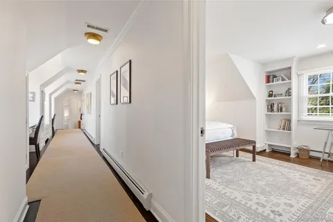 $3,799,000 | 9 Deer Creek Lane, Mount Kisco, NY 10549