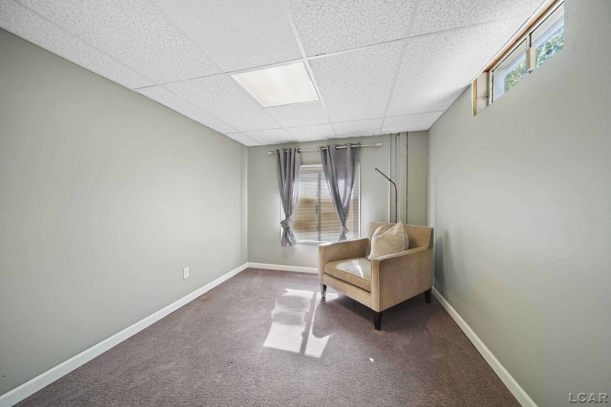 921 Addison Street Adrian, MI 49221 - Photo 20 of 37 50148876-1bda2d4e-c028-41bf-aa1a-d23a534f2cea.JPG