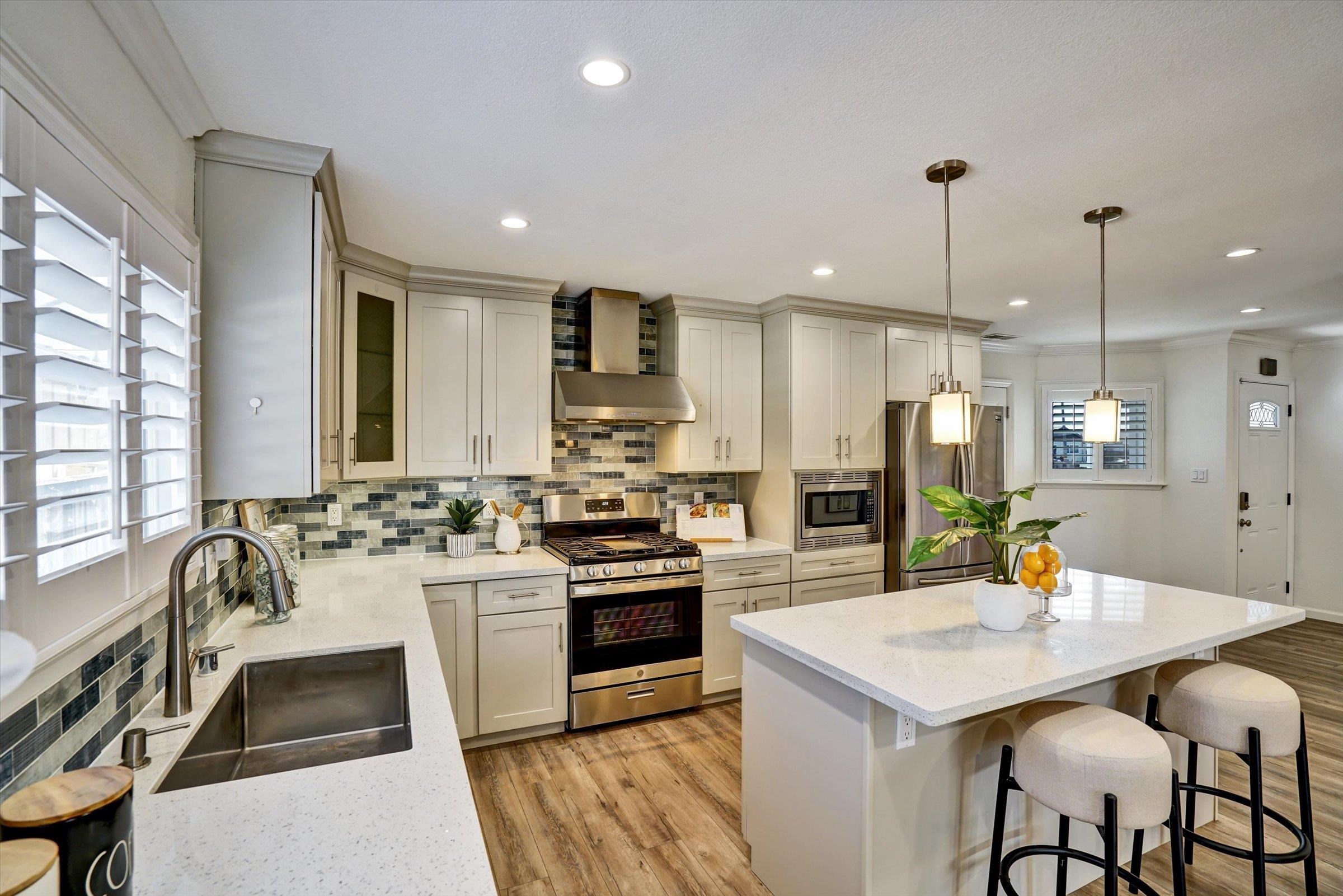 13921 Tahiti Road San Leandro, CA 94577 - Photo 15 of 41